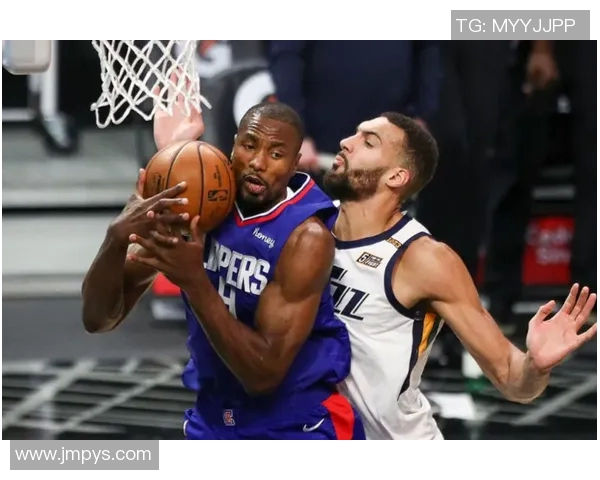 湖人对决快船腾讯体育直播分析与精彩回顾